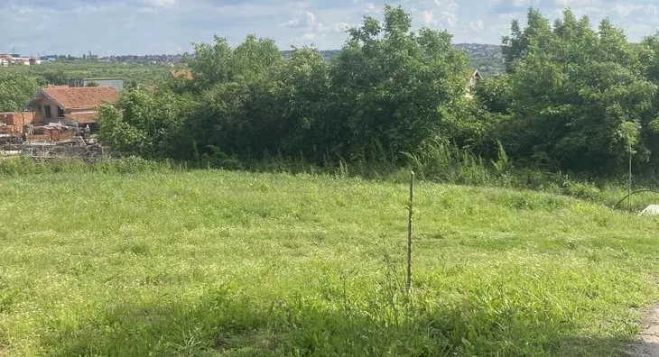 Plac | 4zida