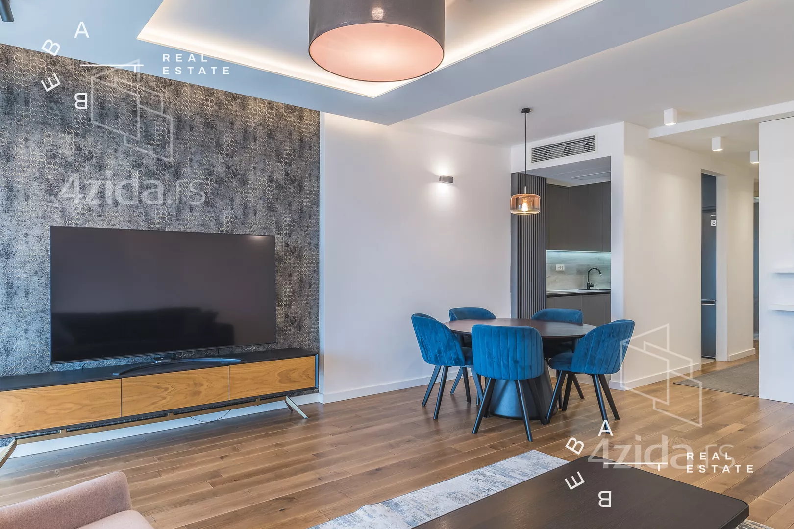 Četvorosoban stan | 4zida