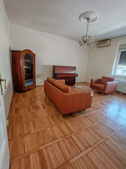 Savski Trg | 4zida.rs