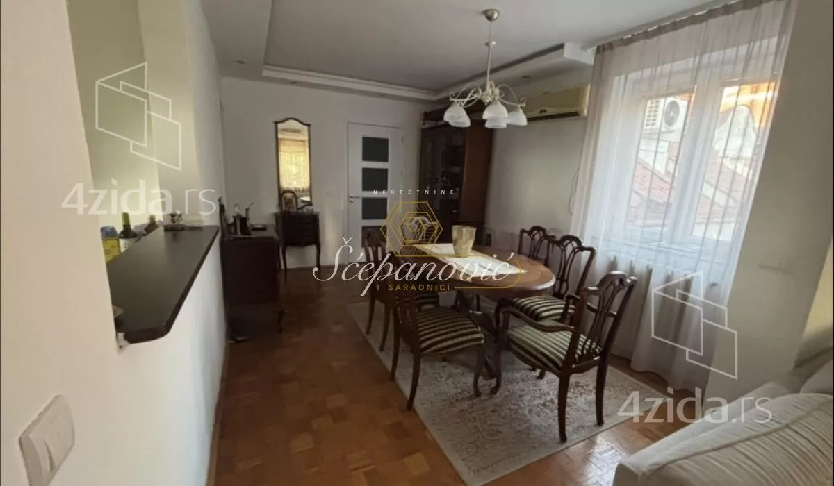 Troiposoban stan | 4zida