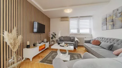 Pariske komune | 4zida.rs