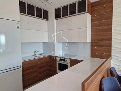 Tadije Sondermajera | 4zida.rs