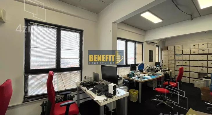 Poslovni prostor | 4zida