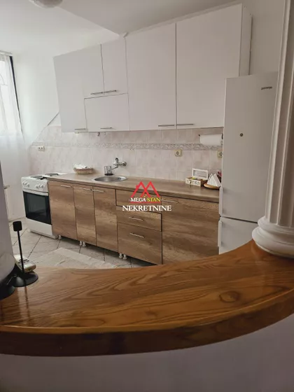 Tome Maksimovića | 4zida.rs