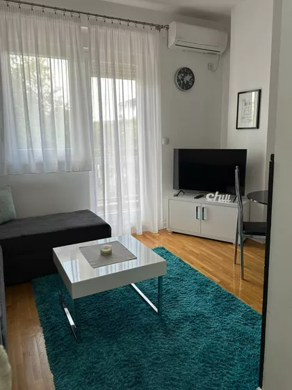 Vojvode Micka Krstića 1 | 4zida.rs
