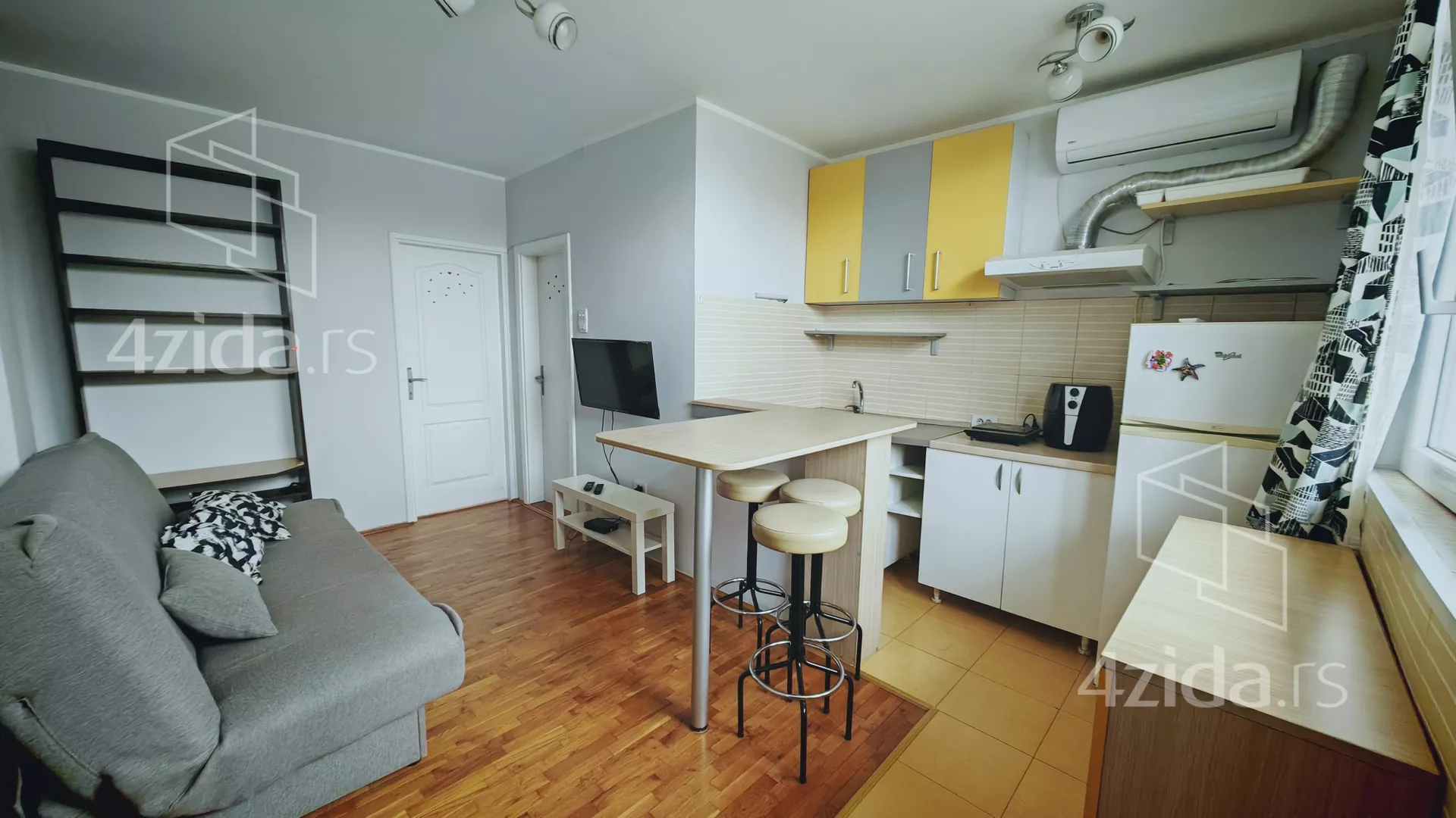 Jednoiposoban stan | 4zida