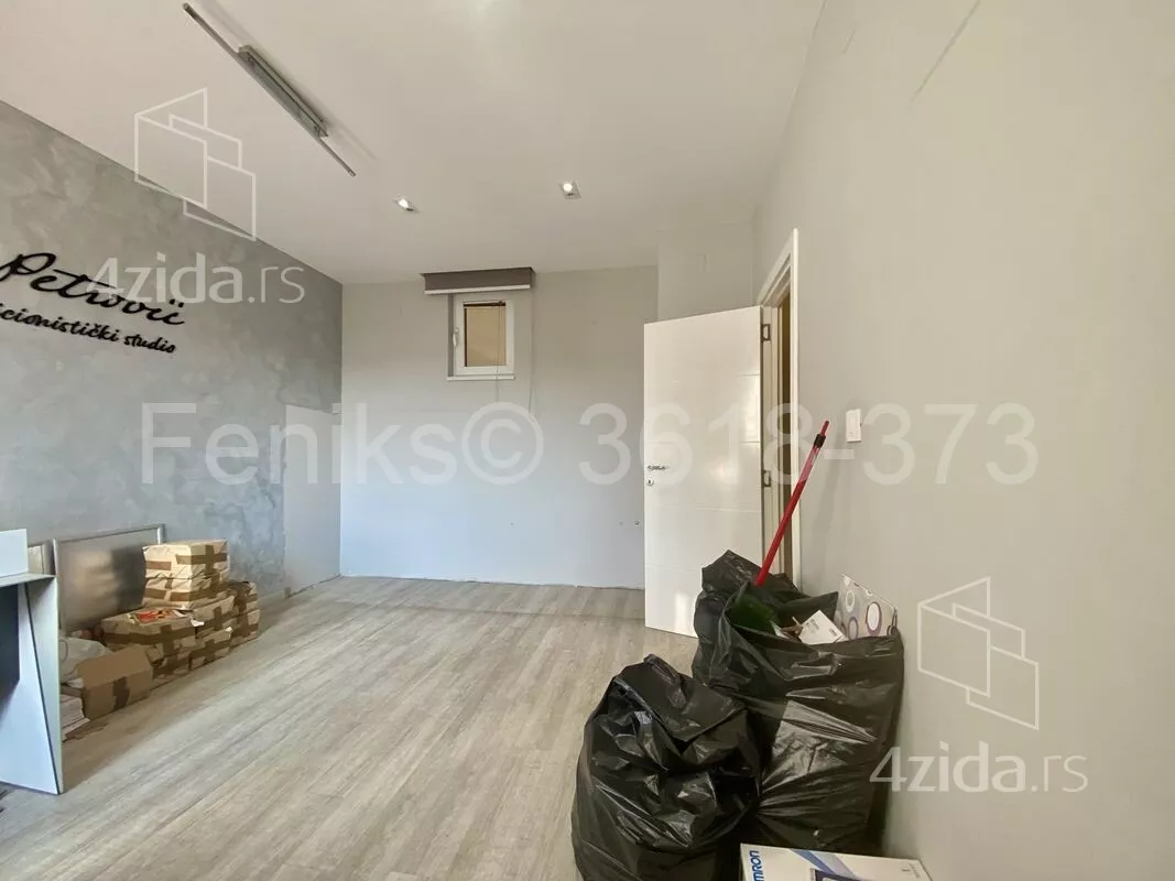 Petosoban stan | 4zida