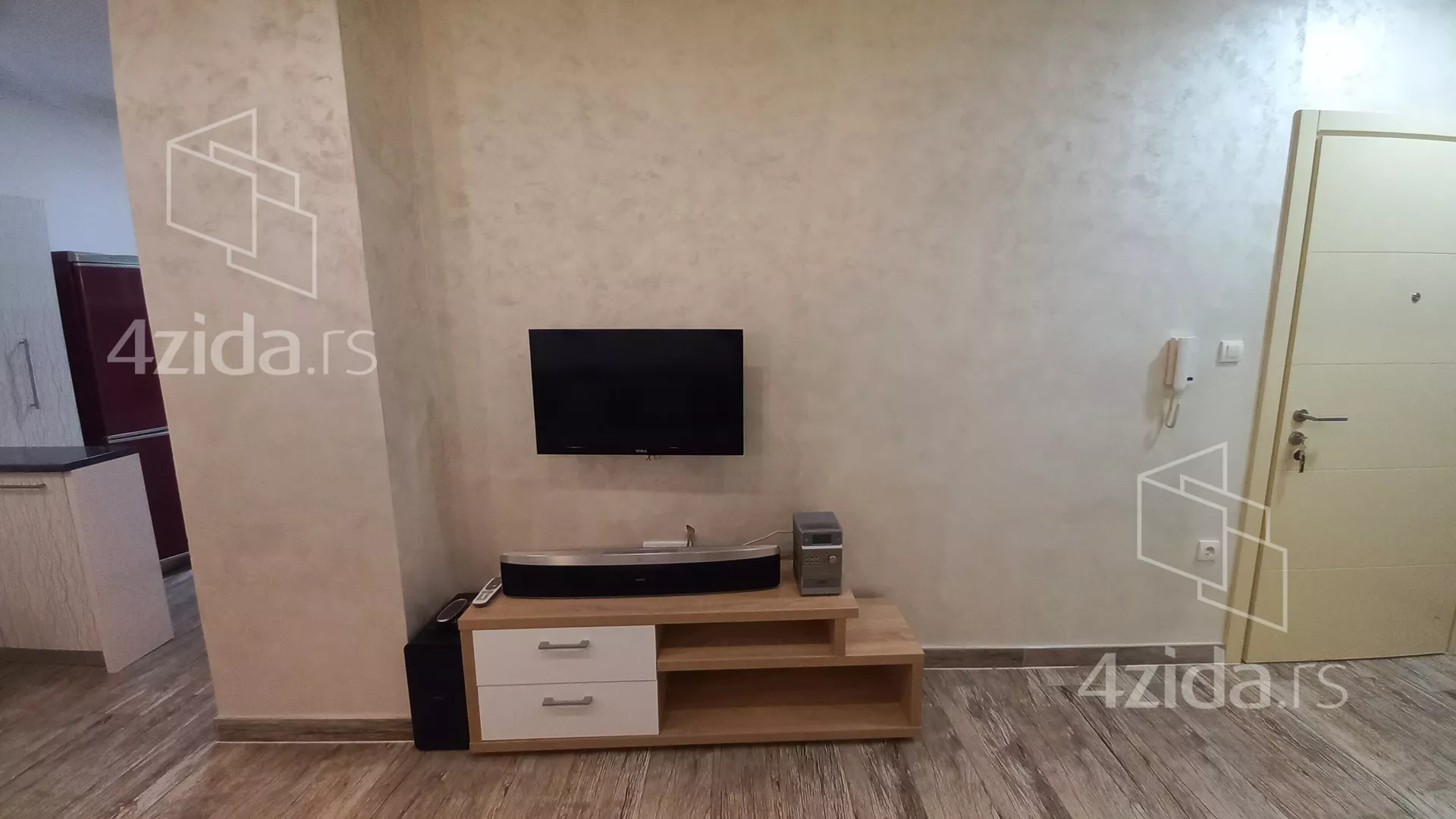 Jednoiposoban stan | 4zida