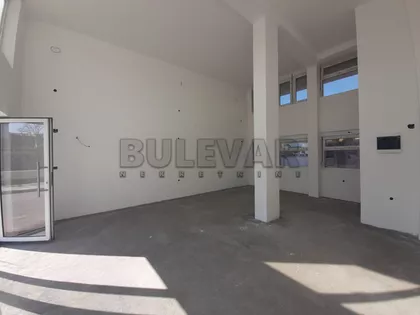 Cetinjska | 4zida.rs