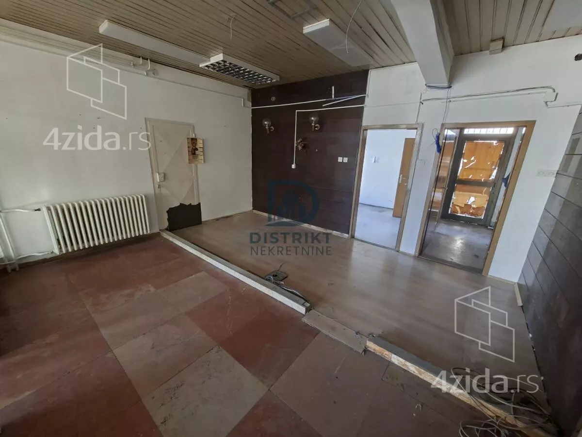 Poslovni prostor | 4zida