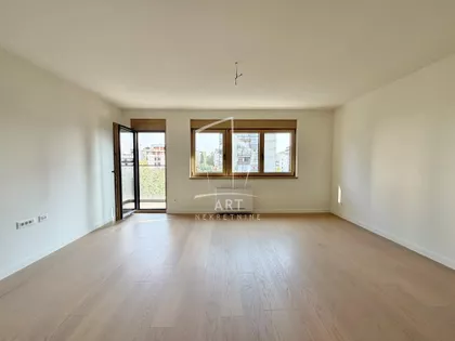 Južni Bulevar | 4zida.rs