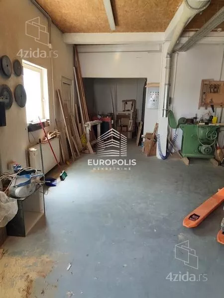Lokal | 4zida