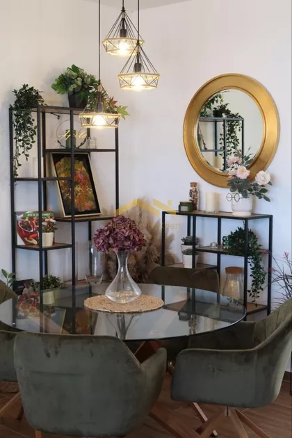 Sremska Kamenica | 4zida.rs