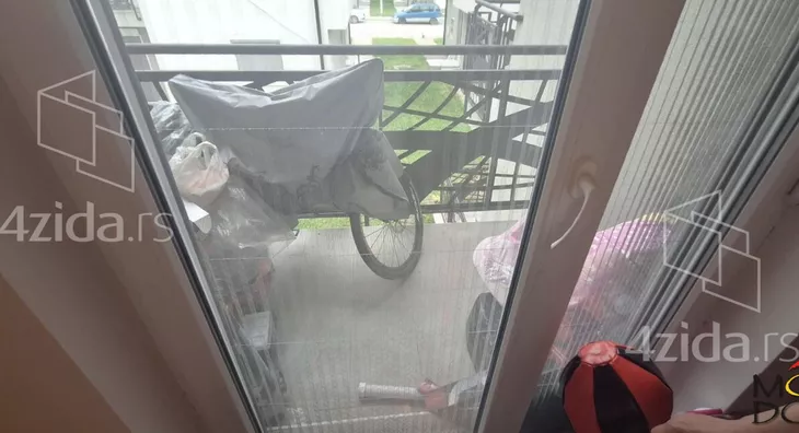 Troiposoban stan | 4zida