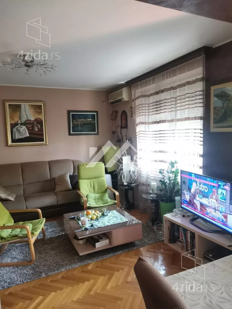 Dvoiposoban stan | 4zida