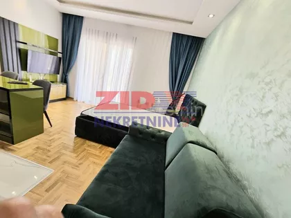 Mijaila Radovića | 4zida.rs