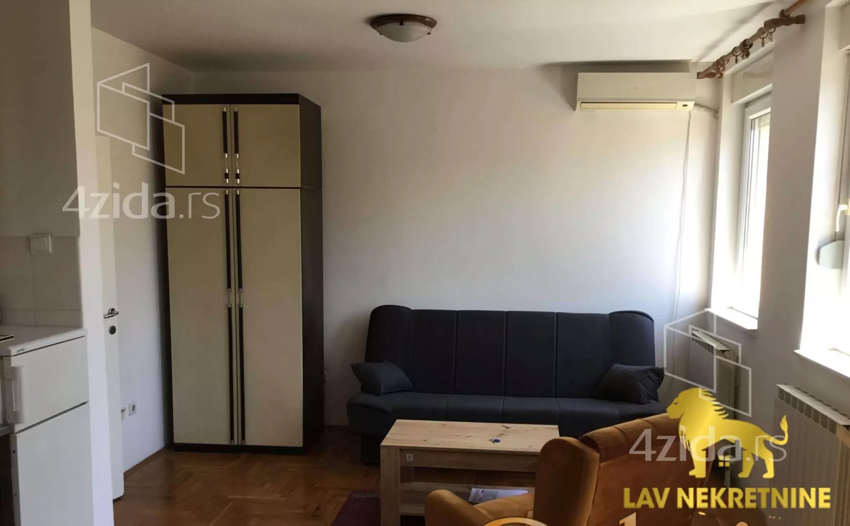 Jednoiposoban stan | 4zida