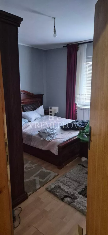 Popova bara nova 405. | 4zida.rs