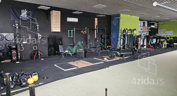 Poslovni prostor | 4zida