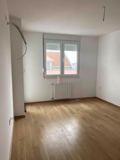 Svetojovanska | 4zida.rs