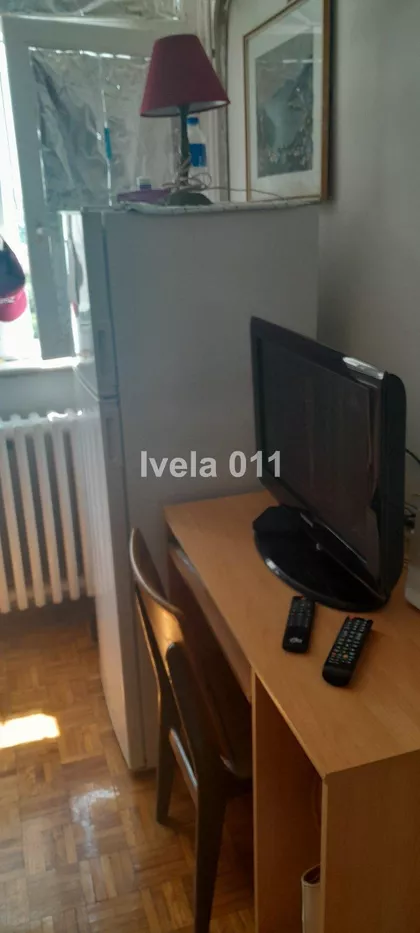 Ustanička | 4zida.rs