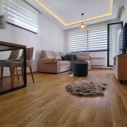 Krfska | 4zida.rs