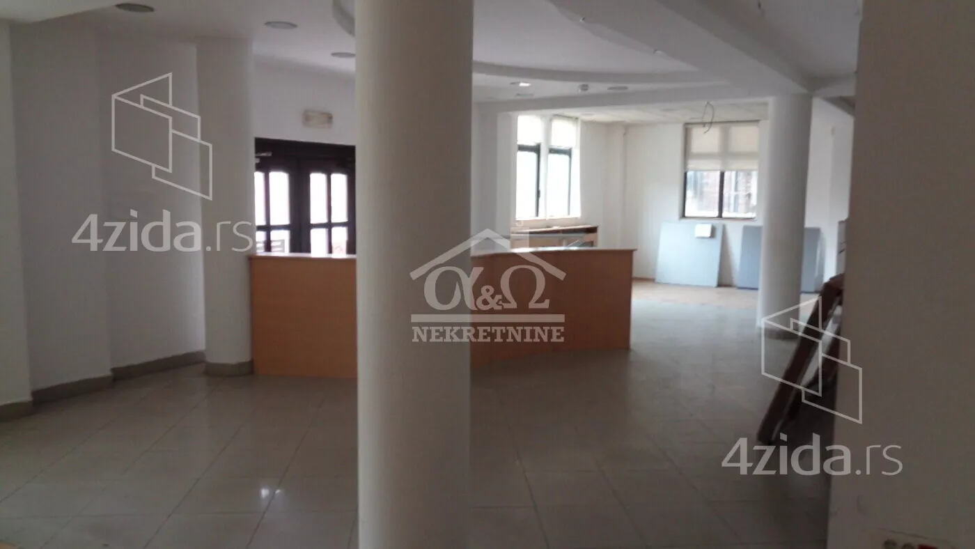 Poslovni prostor | 4zida