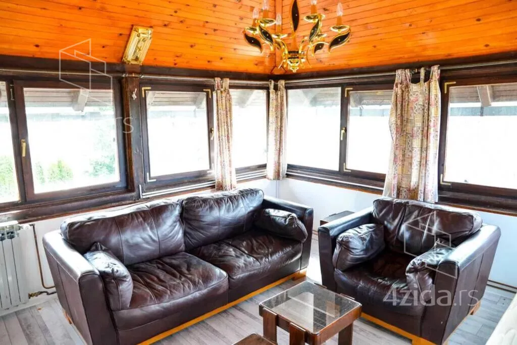 4-etažna kuća | 4zida