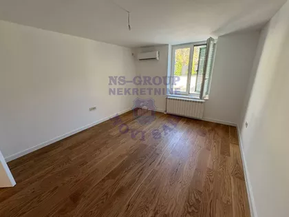 Petrovaradin | 4zida.rs