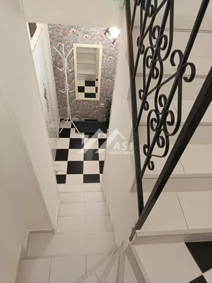 Cara Dušana | 4zida.rs