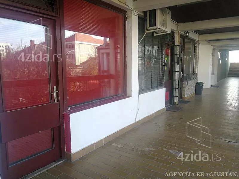 Poslovni prostor | 4zida