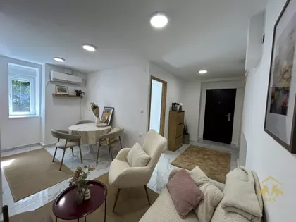 Stari Grad | 4zida.rs