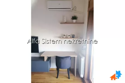 Crveni Krst Vračar | 4zida.rs