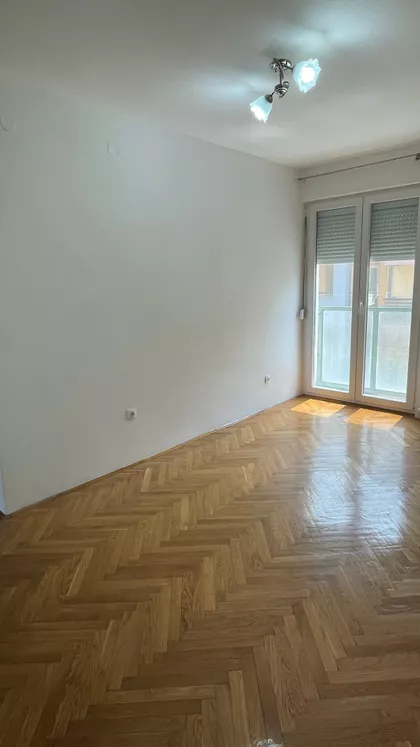 Kosovska 18A | 4zida.rs