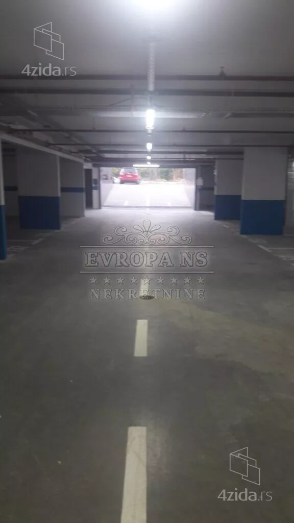 Garaža | 4zida