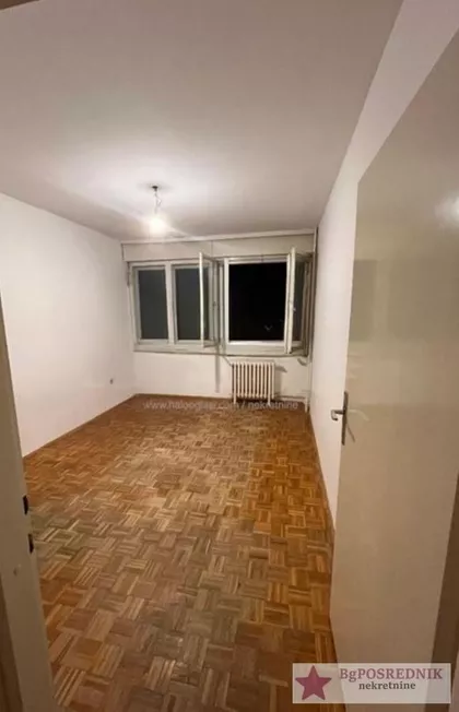 16.Oktobra | 4zida.rs