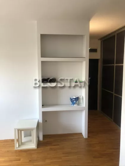 Juzni Bulevar | 4zida.rs