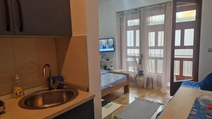 Nemanjina 24 | 4zida.rs