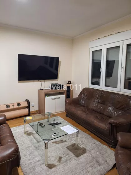 Skupština | 4zida.rs