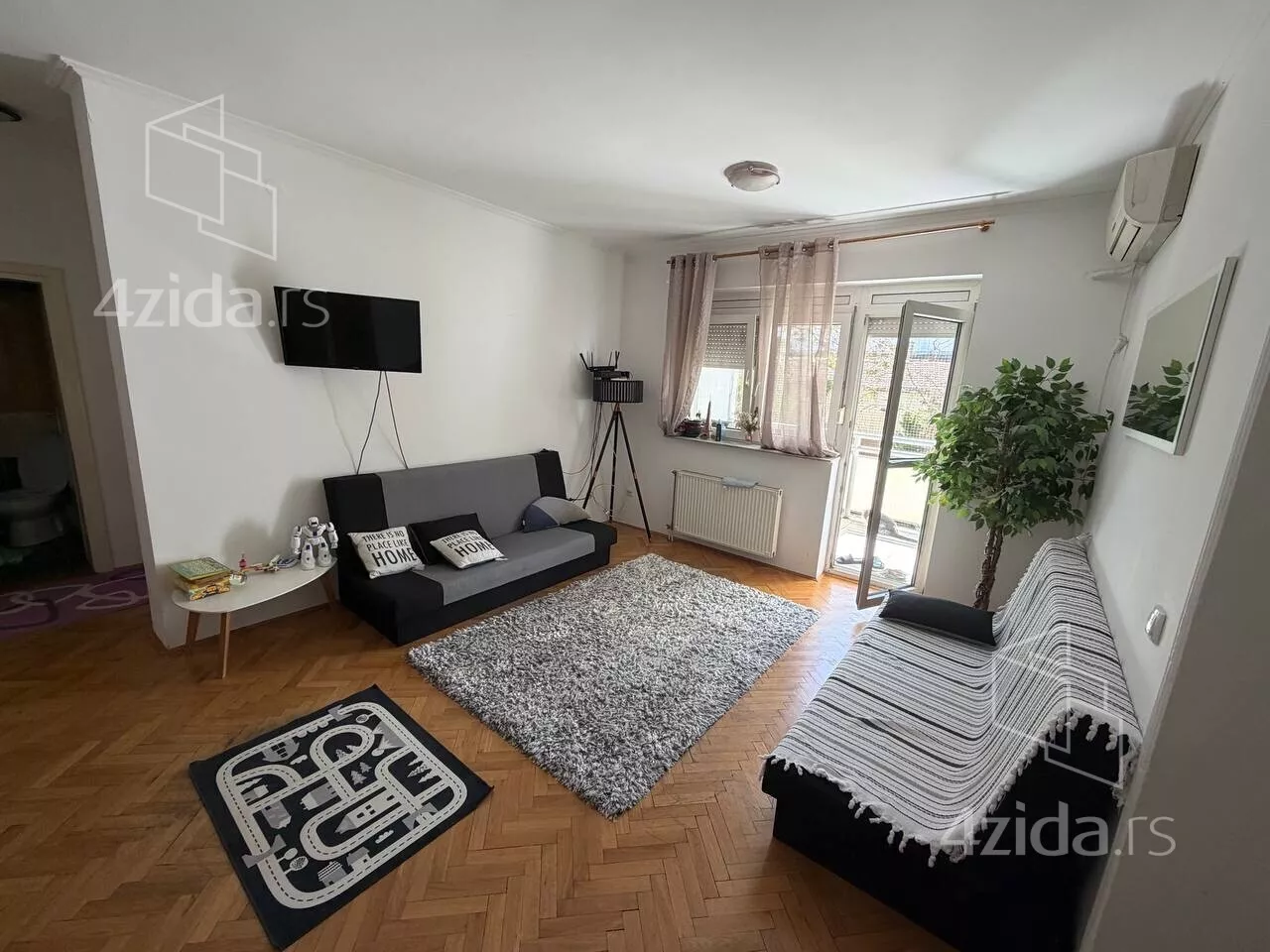 Dvoiposoban stan | 4zida