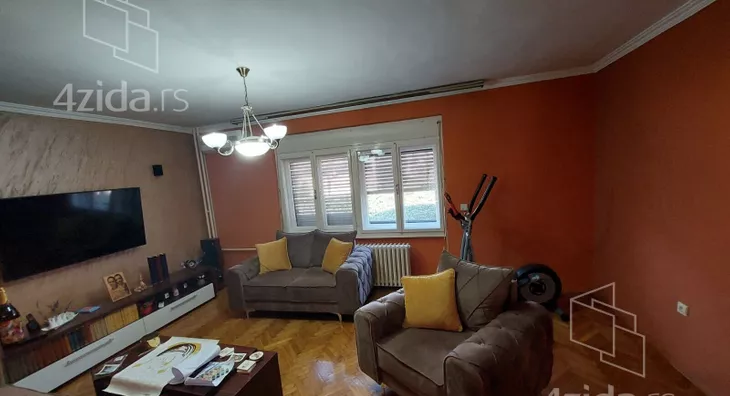 3-etažna kuća | 4zida