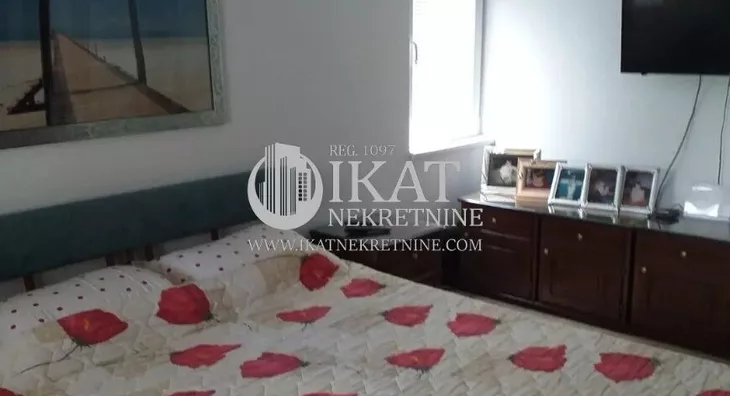 5-etažna kuća | 4zida