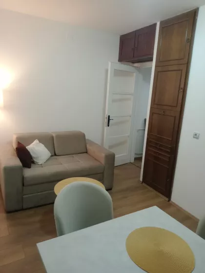 Lazarevićeva 2 | 4zida.rs