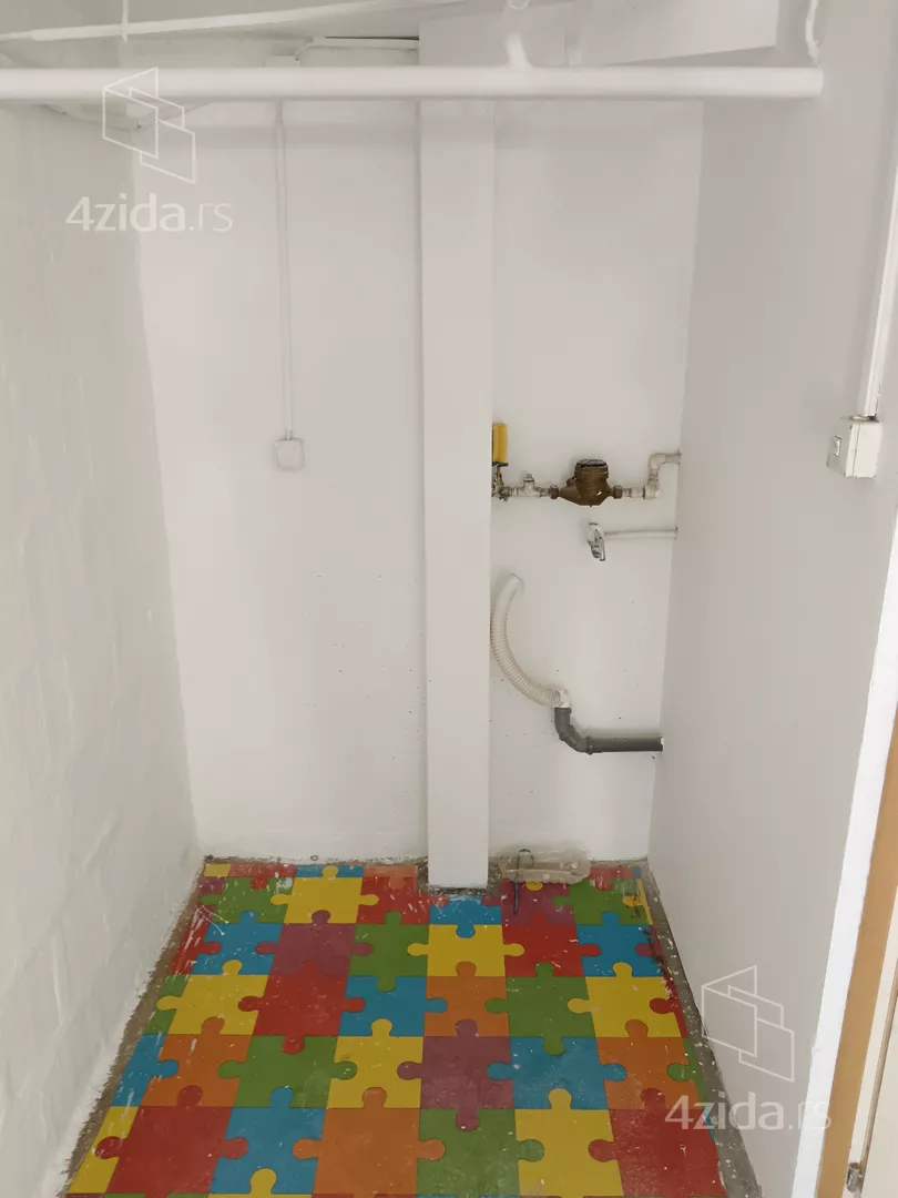 Garaža | 4zida