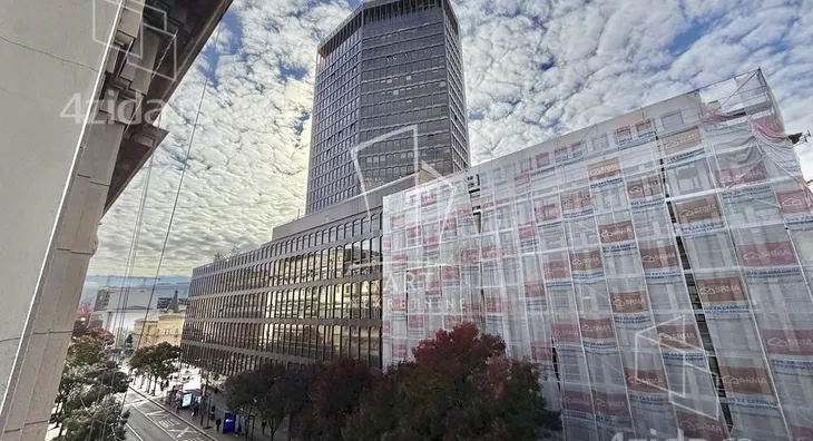 Četvoroiposoban stan | 4zida