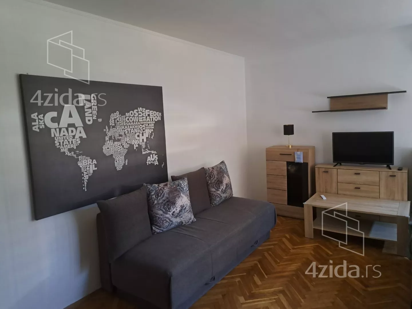 Jednoiposoban stan | 4zida