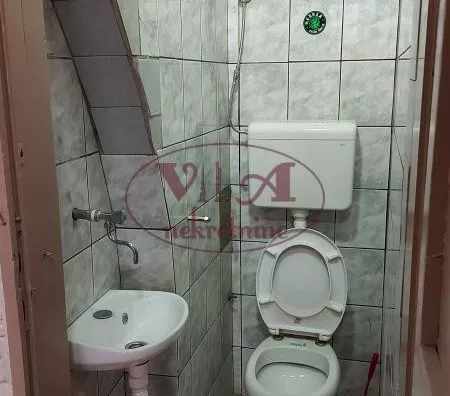 Lokal | 4zida