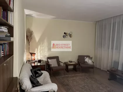 Vjekoslava Kovača | 4zida.rs