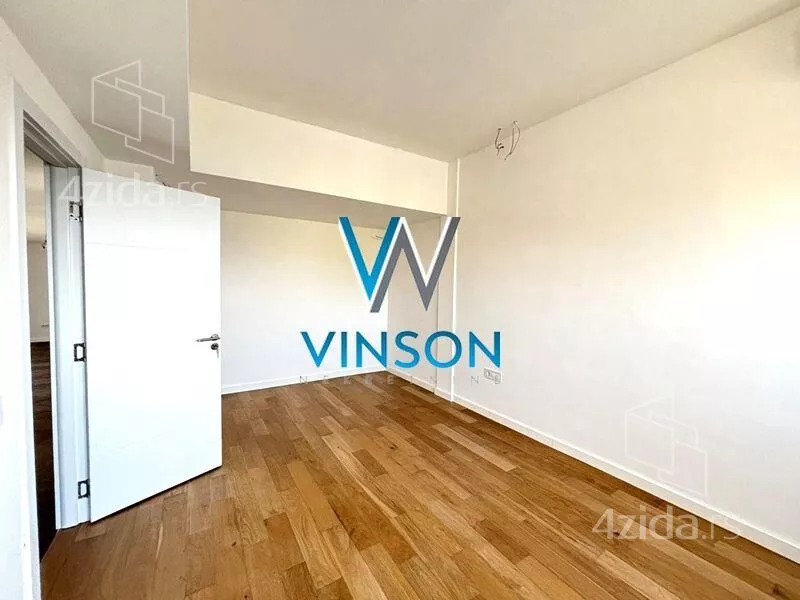 Četvoroiposoban stan | 4zida