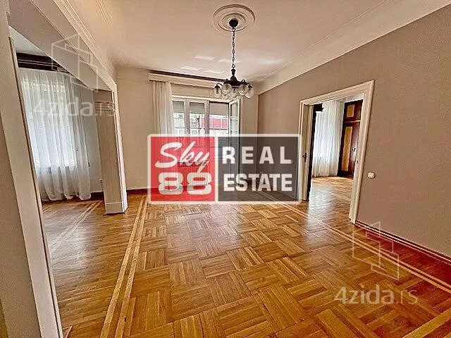 Petoiposoban stan | 4zida